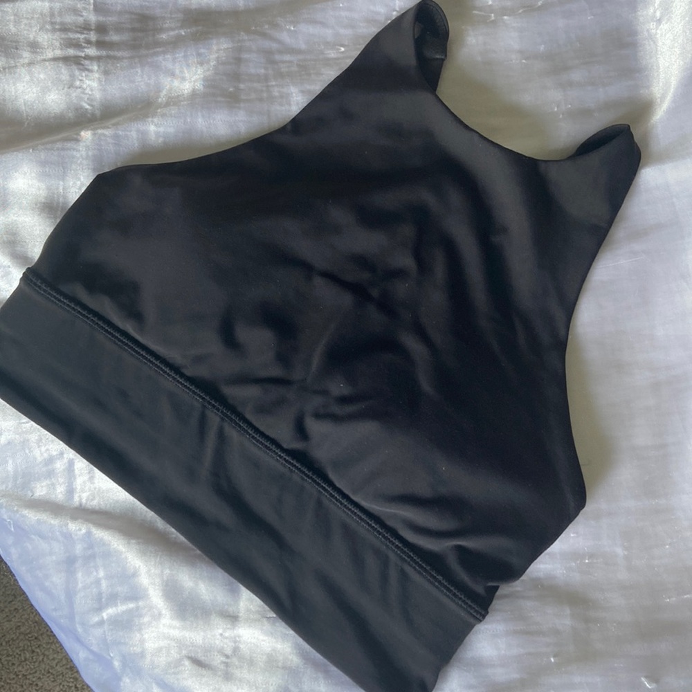 Lululemon Sports Bra High Neck Size 4